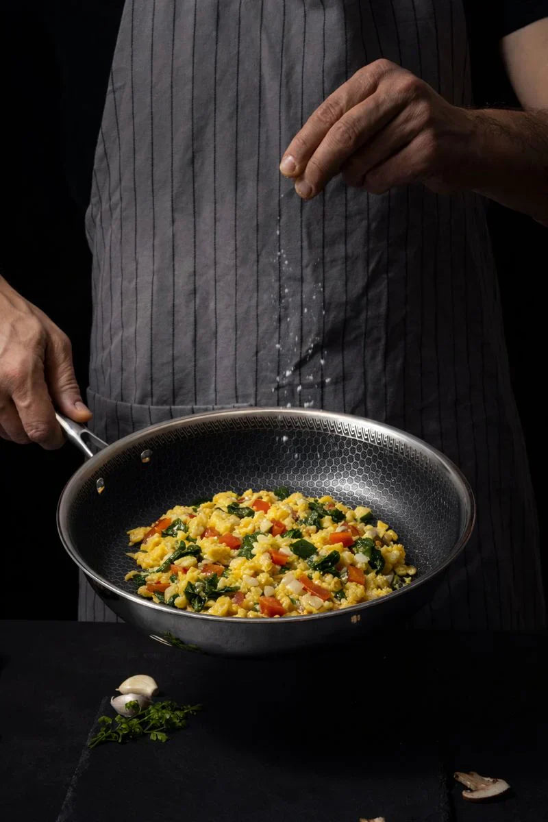 DOKONALÁ SNÍDANĚ NA PÁNVI HEXAPRO: RYCHLE A CHUTNĚ