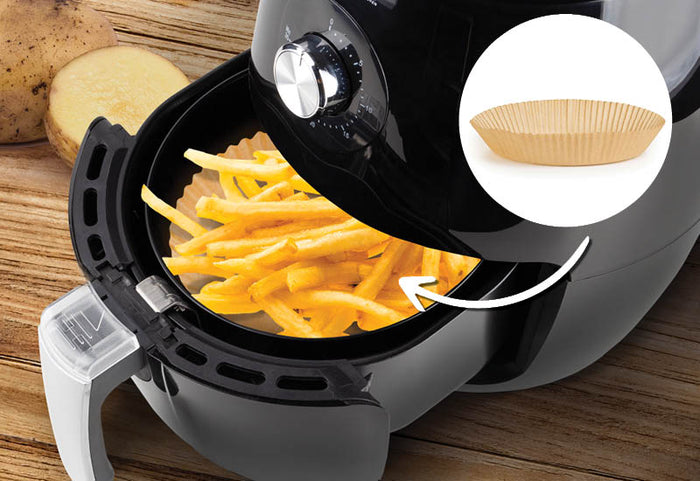 Nechcete ztrácet čas čištěníem horkovzdušné fritézy? Vše, co potřebujete, je pečicí papír.