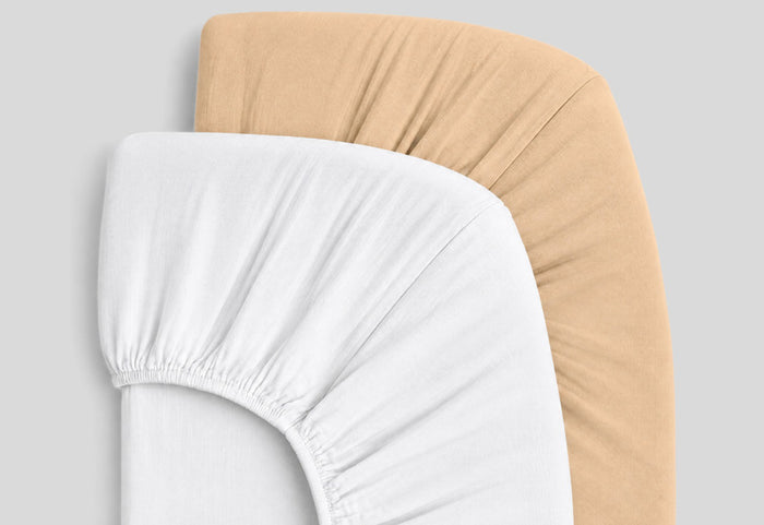 Perfektně padne díky elastickému materiálu.